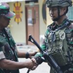 Dandim 1710/Mimika Dampingi Danrem 173/PVB Dalam Kunjungan Kerja Di Wilayah Kabupaten Mimika