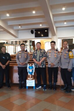 Pengamanan Ibadah Paskah di Gereja Santo Andreas