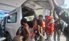 Proses Evakuasi Berjalan Dengan Pengawalan Ketat dari Personel TNI dan RSUD/Mulia