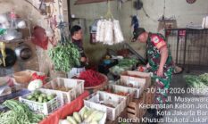 Setiap Hari Lakukan Pengecekan 9 Bahan Pokok