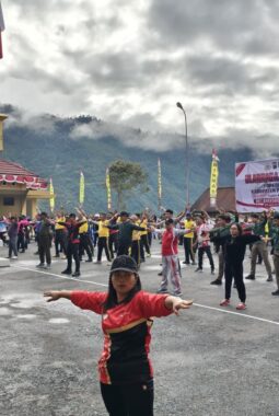 Senam Jumat Sehat Gabungan TNI, Polri dan Pemda Kabupaten Puncak Jaya