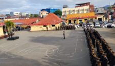 Upacara HUT Bhayangkara ke 80 di Polresta P. Ambon dan PP. Lease