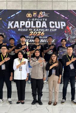 PICS Slytherin Polresta Ambon Juara I Turnamen Mobile Legends Polda Maluku
