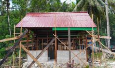 Pembangunan Rumah Ke-1 Type 36 Semi Permanen Capai 68 Persen