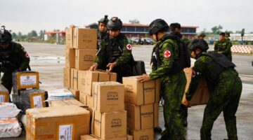 Salurkan Bantuan 2 Ton Bantuan Obat-obatan dan ke Distrik Agandugume, Oneri, dan Lambewi